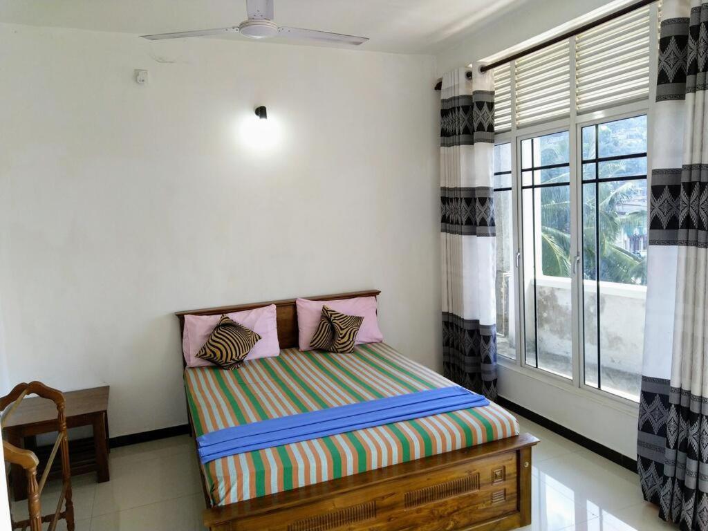Kandyan Feel Free Homestay Exteriör bild