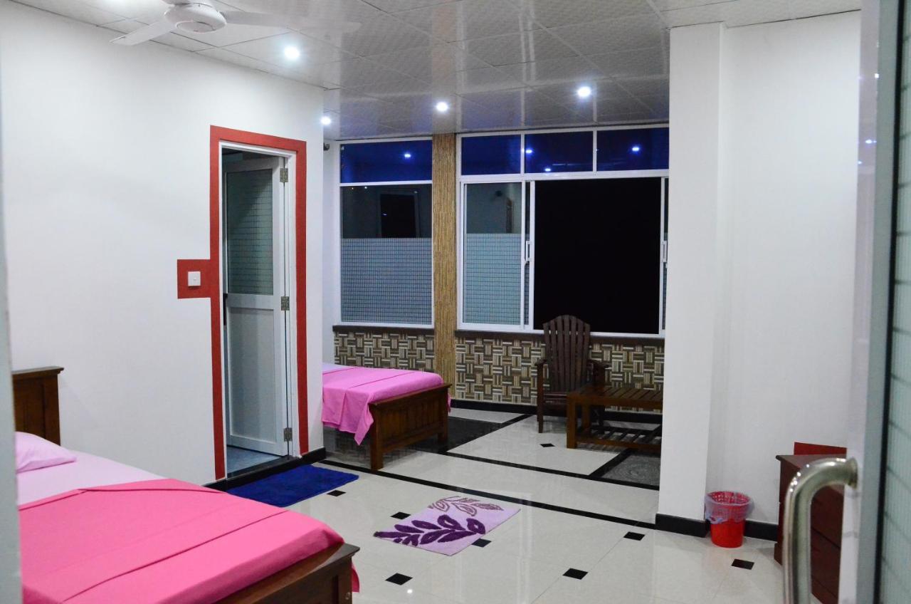 Kandyan Feel Free Homestay Exteriör bild