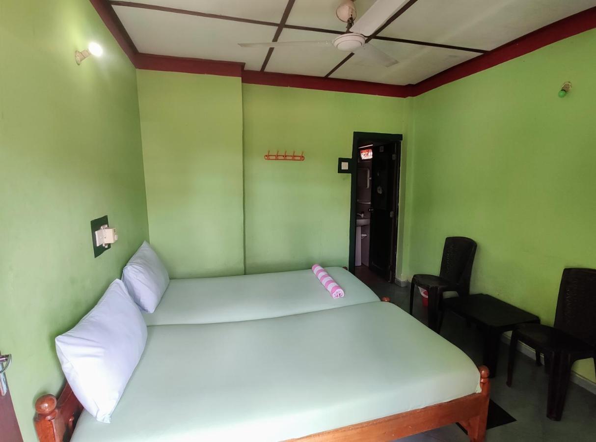 Kandyan Feel Free Homestay Exteriör bild